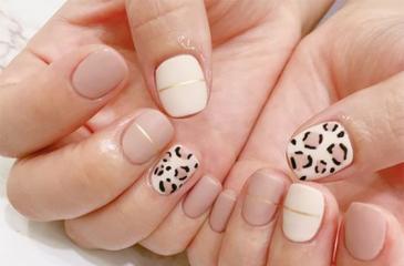 Как сделать леопардовый маникюр с гель-лаком Как нарисовать леопардовые пятна на ногтях